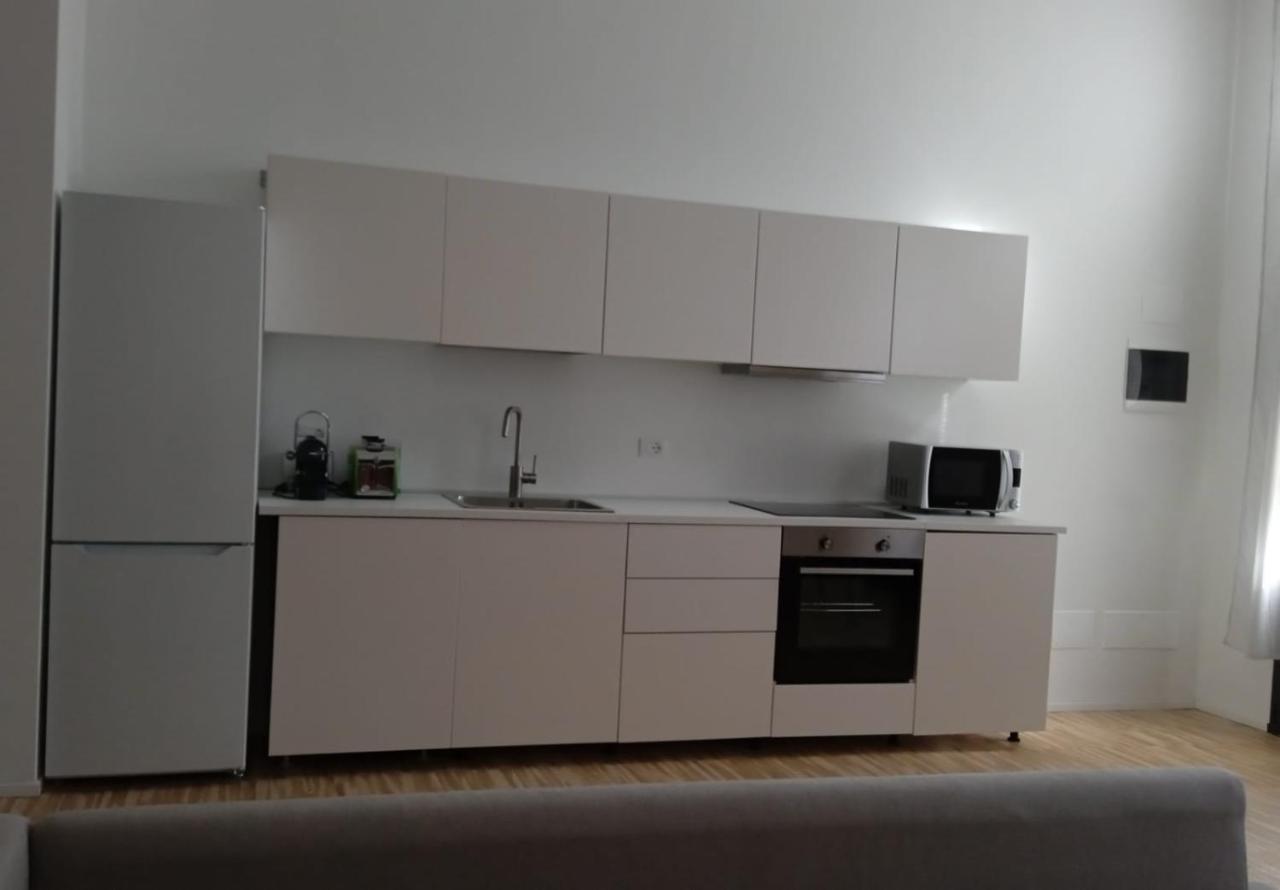 Апартаменти Open Space3 D'Apulia 11 Мілан Екстер'єр фото